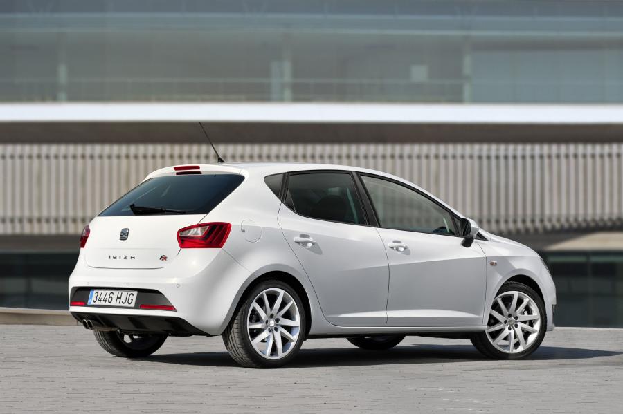  Seat Ibiza FR 2012 года  (фото 6 из 22)